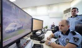 konakta-cevreyi-kirletenlere-kamerali-takip-milyonlarca-lira-ceza-QWVWGpwJ.jpg