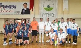osmangazi-ve-varnadan-voleybol-dostlugu-ZLjO13j4.jpg