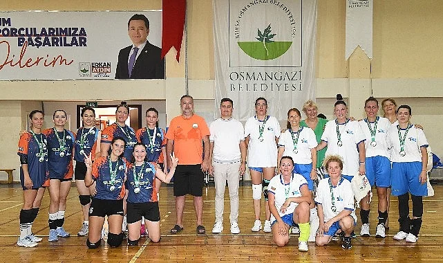 osmangazi-ve-varnadan-voleybol-dostlugu-ZLjO13j4.jpg