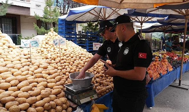 keciorende-semt-pazarlarina-siki-denetim-BcVbKhEM.jpg